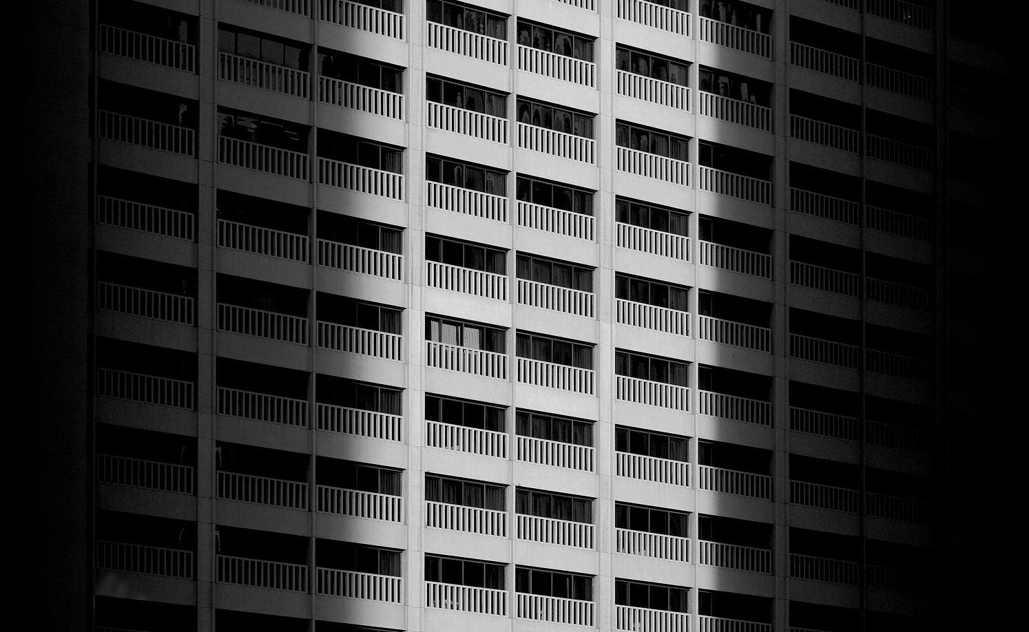 ian-simmonds-8cSRcVtFteU-unsplash